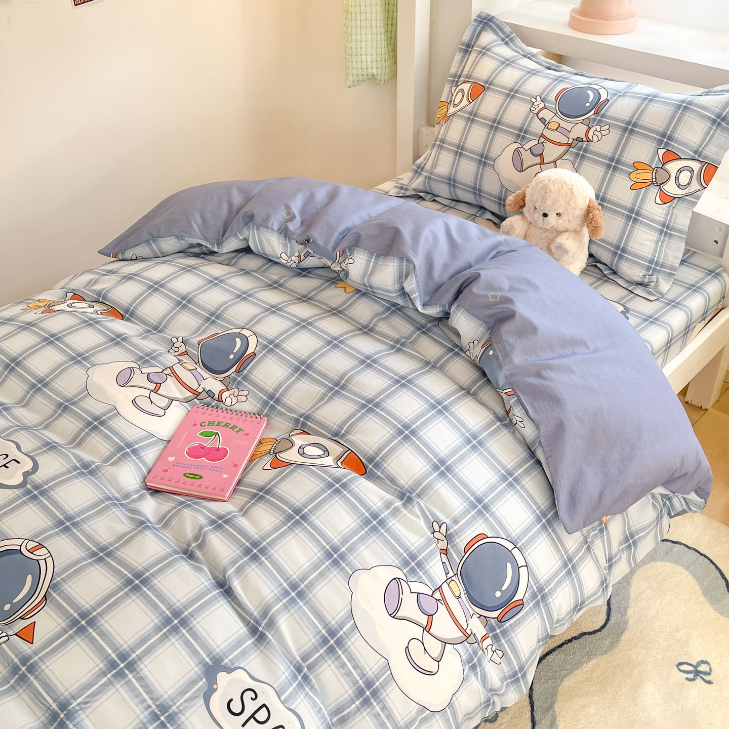 Juego de cama de dormitorio de estudiantes de tres piezas de algodón de algodón, funda de edredón, edredón, edredón, juego completo de núcleo