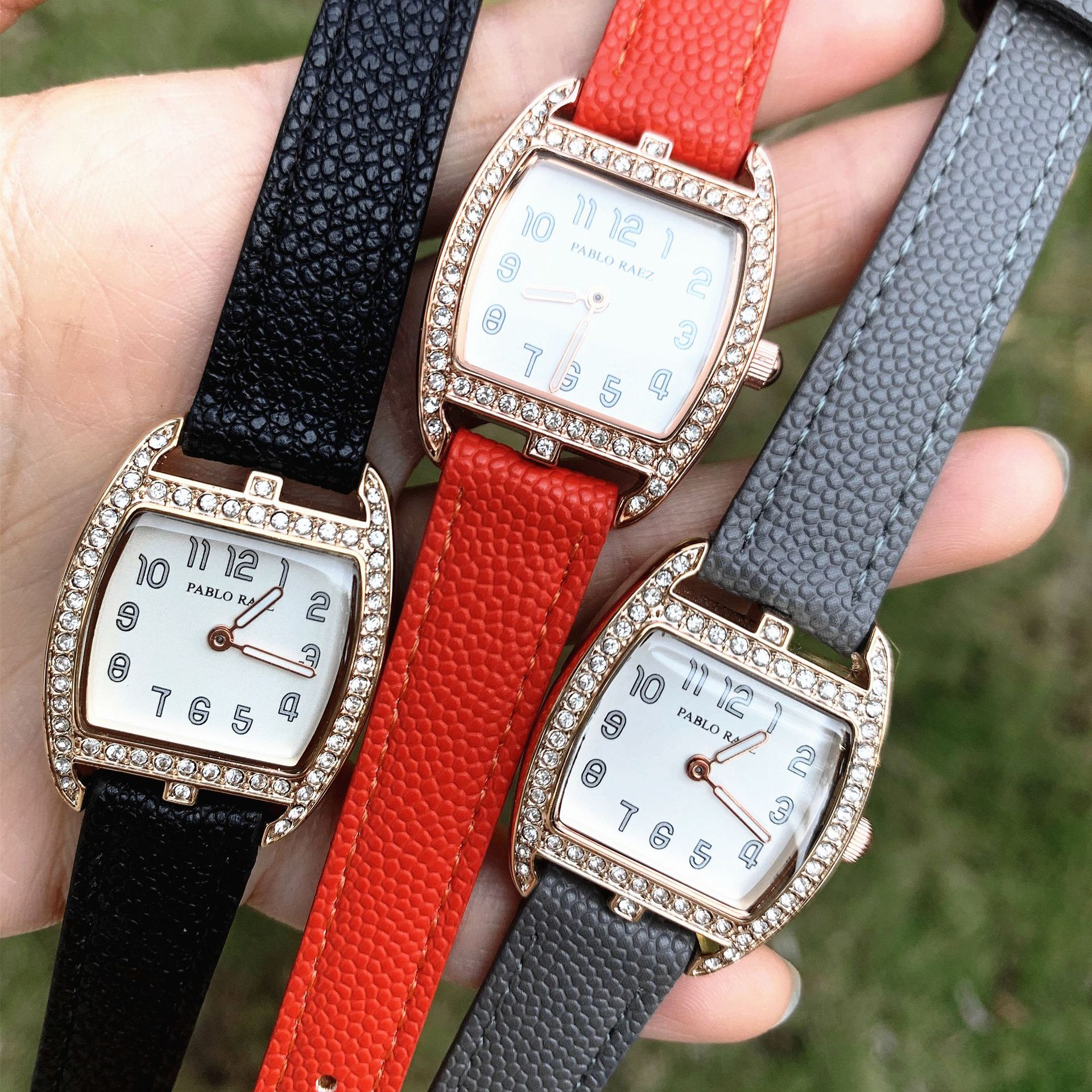 New Watch Retro INS Style Women's Watch with Lychee Pattern Belt and Diamond Black Quartz Watch Rose Gold Light Luxury Diamond Inlay_voghion.com