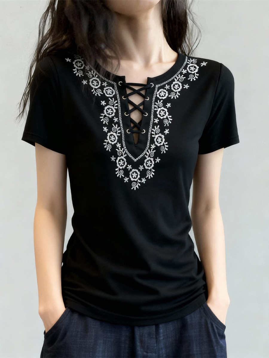 Áo nữ tay ngắn cổ tròn phong cách Bohemian thêu họa tiết, dáng rộng thoáng mát — màu đen