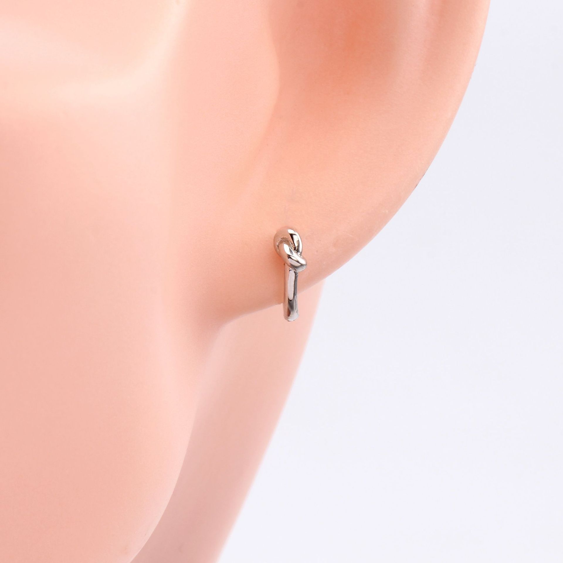 Daily Occasion 925 Sterling Silver Material 1 Pair 925 Sterling Silver Knot Hoop Earrings