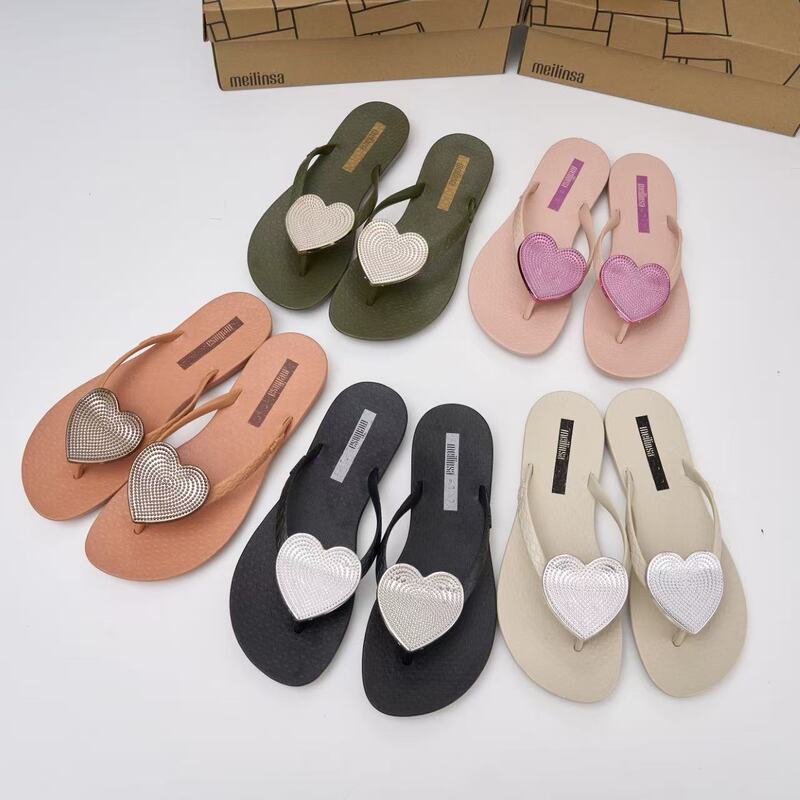 Meilinsa Heart-Shaped Beach Sandals Flip-Flops for Women with Anti-Slip Sole Flat Sandals Meilinsa Heart-Shaped Beach Sandals Flip-Flops for Women with Anti-Slip Sole Flat Sandals
