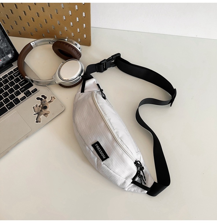 Torba, torba na klatkę piersiową typu crossbody, nisza uniwersalna 2024 nowa moda, sport, ekskluzywny styl, internetowa celebrytka torba na klatkę piersiową_voghion.com