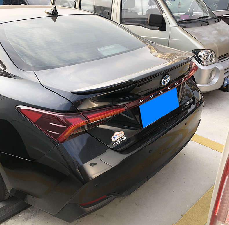 Suitable for 19-25 Models of Toyota Avalon, Original Rear Wing Accessories, No-Drill Modification Parts, Carbon Fiber