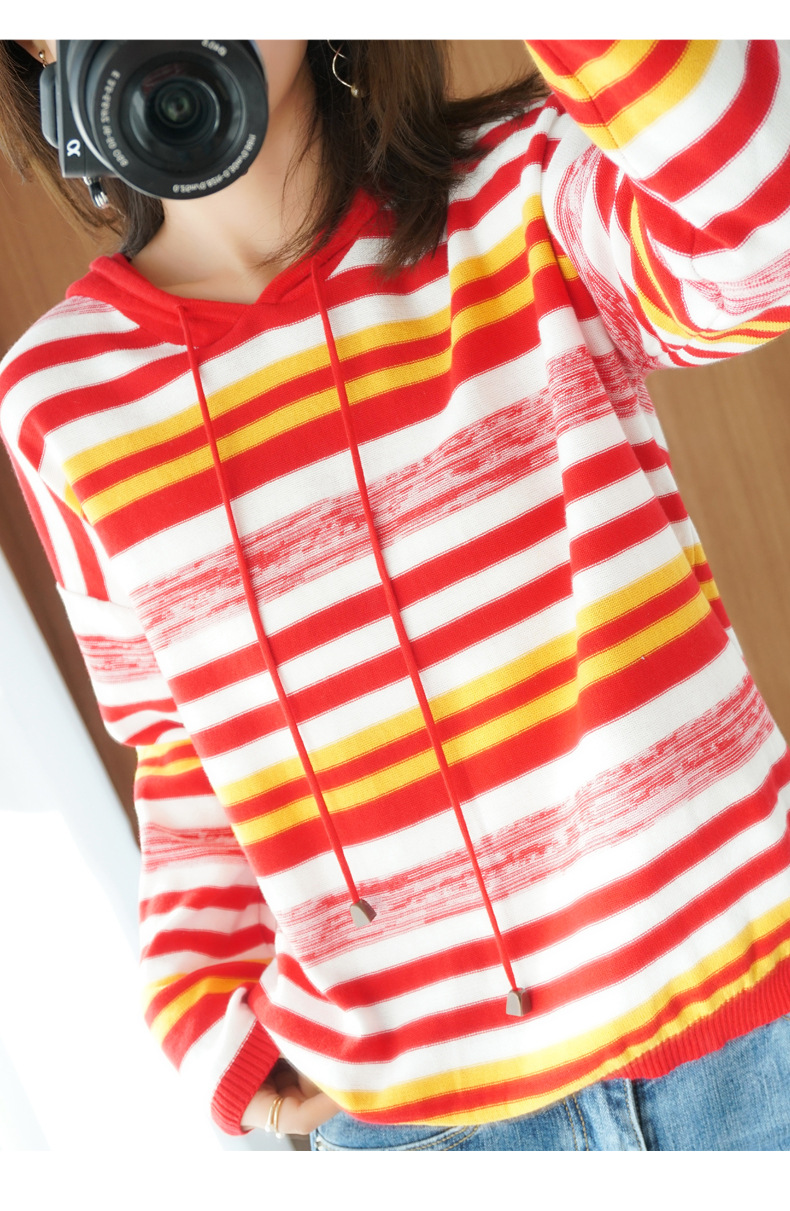Hooded Sweater Display 9