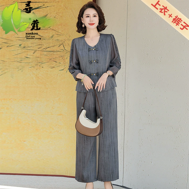 Весенний новый набор мамы женский иностранный средний и пожилой тонкий комплект одежды из двух частей 40-летний темперамент сращивание женщины среднего возраста