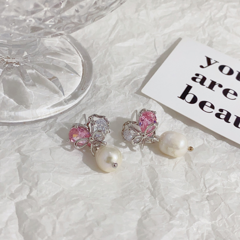 Fuchsia design fashionable earrings pearl with zircon with bow