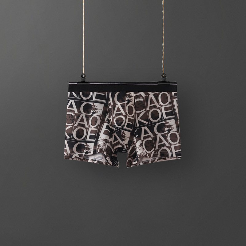 Ropa interior de los hombres de seda de hielo calzoncillos de los hombres verano transpirable cómodo moda personalidad Boxer shorts niños pantalones personalidad