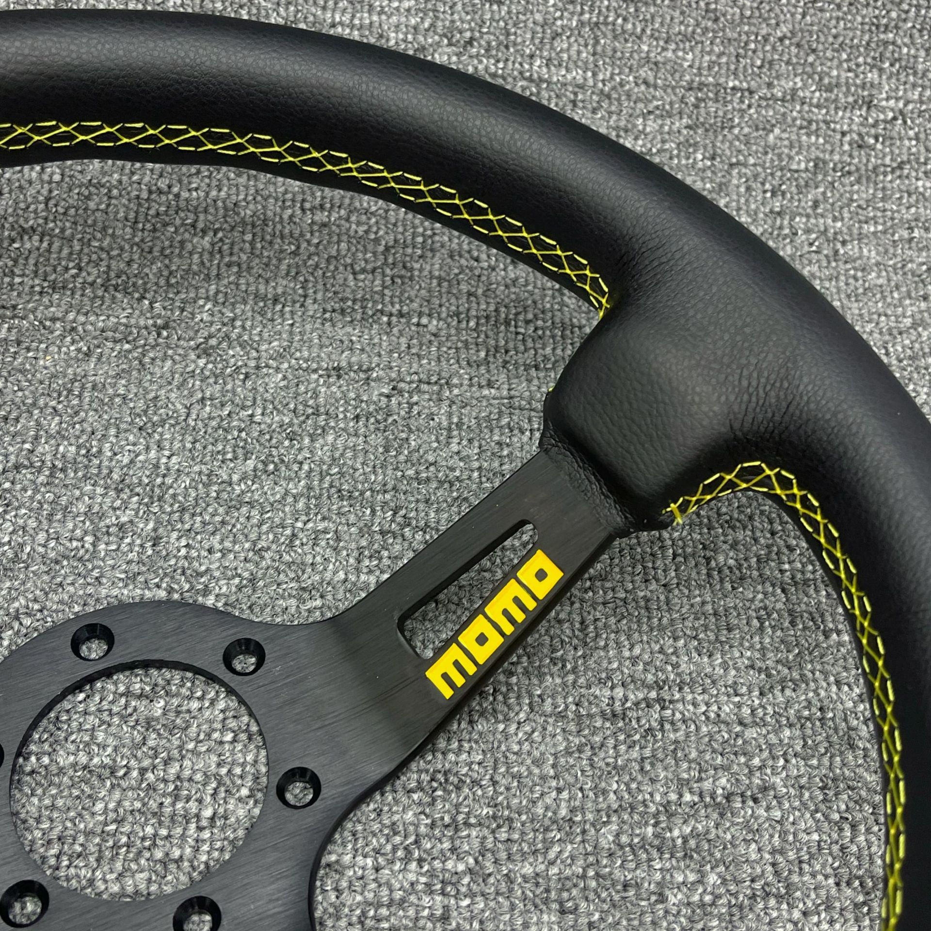 Cross-border direct sales of car modification MOMO steering wheel 14 inch 340mm personalized racing drift deep concave steering wheel