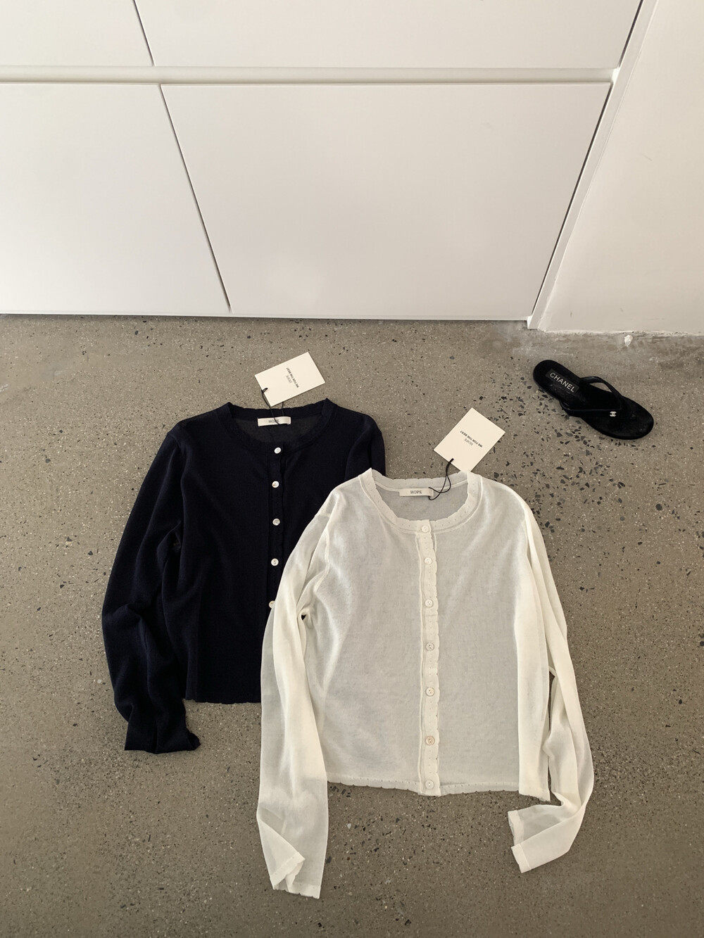 Áo khoác cardigan nữ dáng rộng tay dài chất liệu linen phối ren họa tiết hoa — xanh đậm, Xanh nước biển, trắng ngà, Dưa lưới chi tiết 11