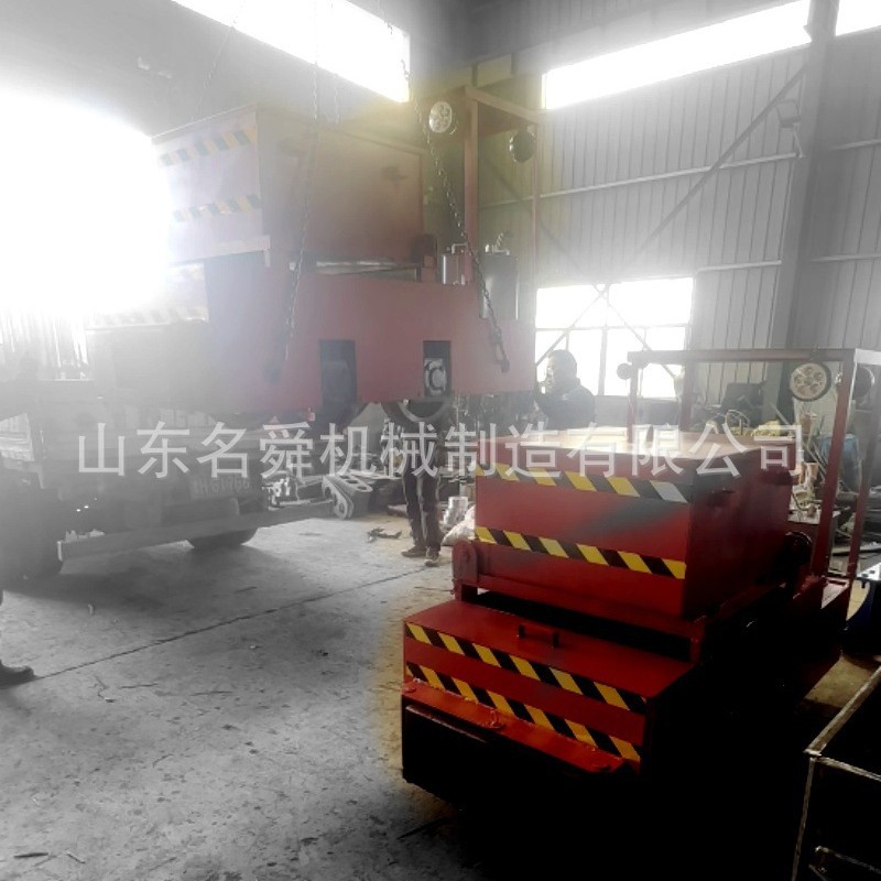 国标2.5吨蓄电池电机 矿山巷道牵引电机车 轨道运输小火车批发