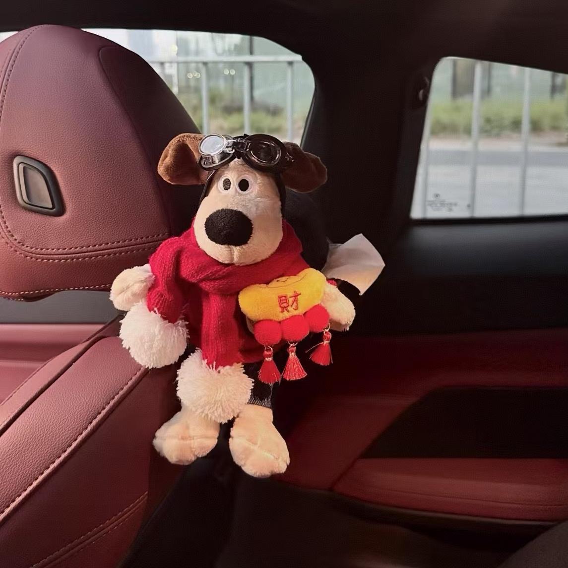 Handsome Boss Dog Car Tissue Box Cartoon Car Decoration Tissue Holder Creative Car Seat Back Hanging Tissue Box