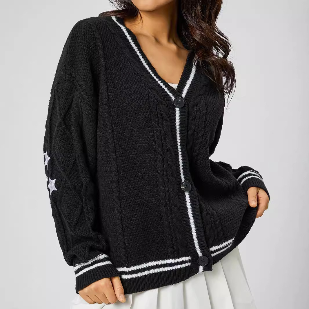 Europäische und amerikanische Damenbekleidung Herbst und Winter neue gestrickte bestickte Strickjacke Temperament Alter Reduzierung lose beiläufige Pullover äußere_voghion.com