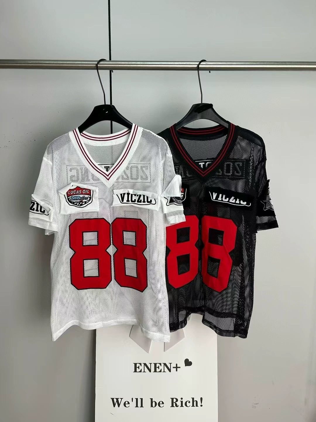 Летняя новинка 2025 года: модная корейская футболка с круглым вырезом и коротким рукавом, женская облегающая универсальная майка с сетчатыми вставками и полурукавами.