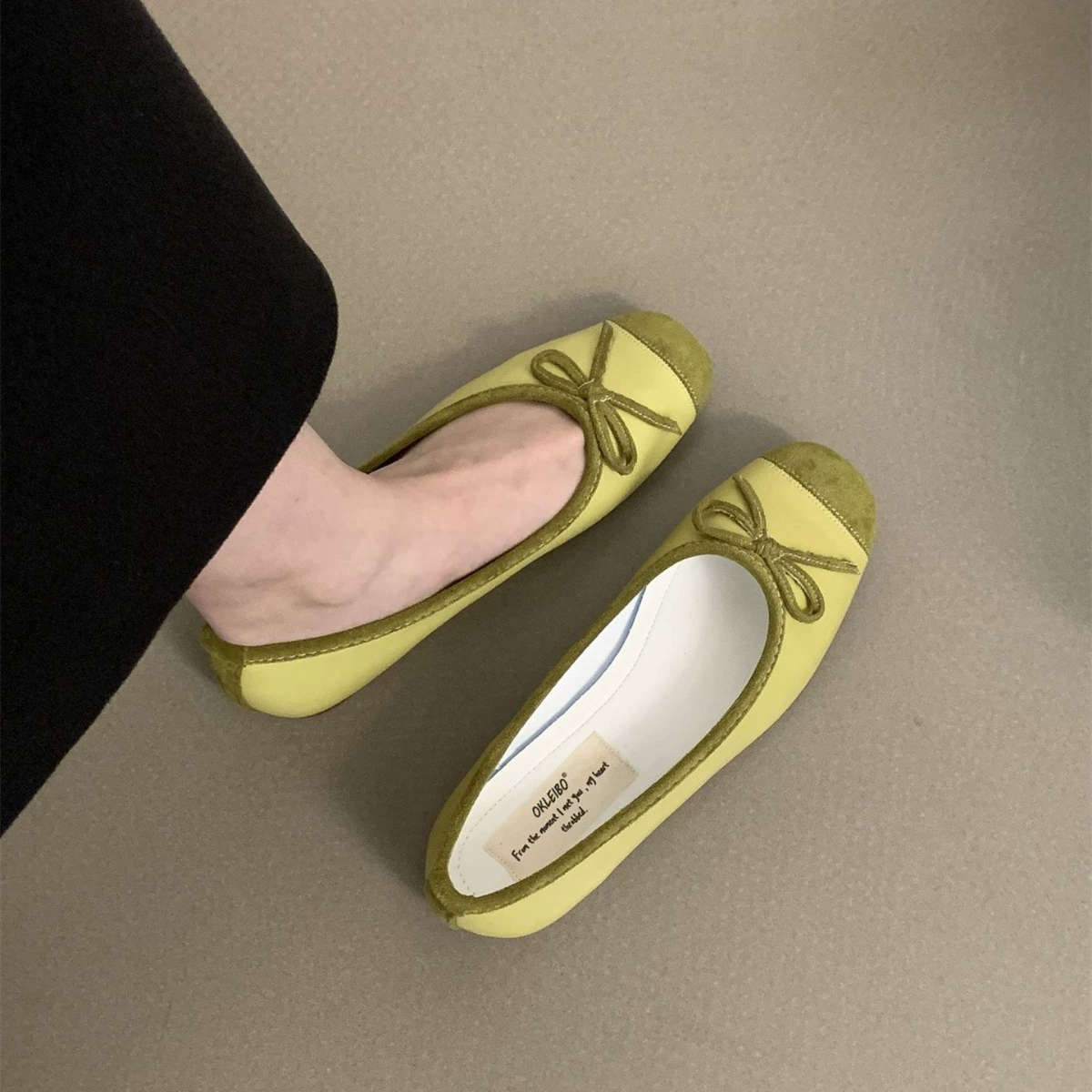 Single shoes