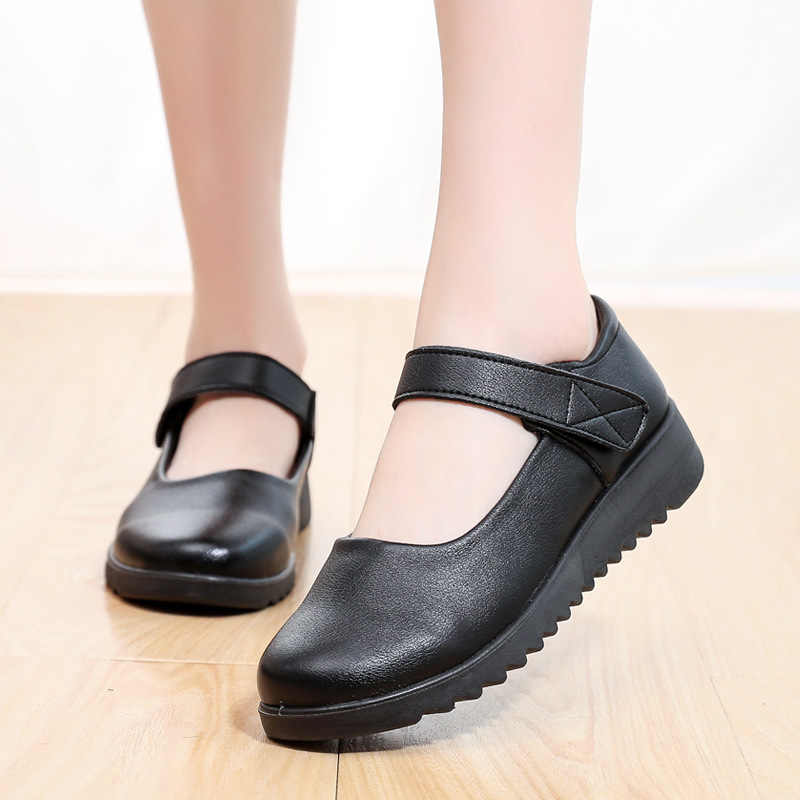 5657 black