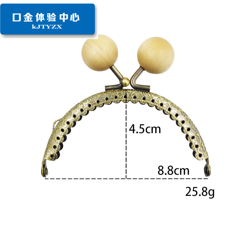 Una sola oreja 8.5CM semicircular encaje en relieve de madera oro 20mm perlas de caramelo japonés 4 cabezas de caramelo opcionales