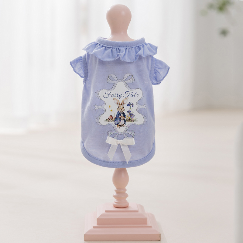 Primavera y verano perro hoja de loto encaje dibujos animados perro pequeño peluche chaleco gato pequeño mangas voladoras ropa de dos pies ropa para mascotas