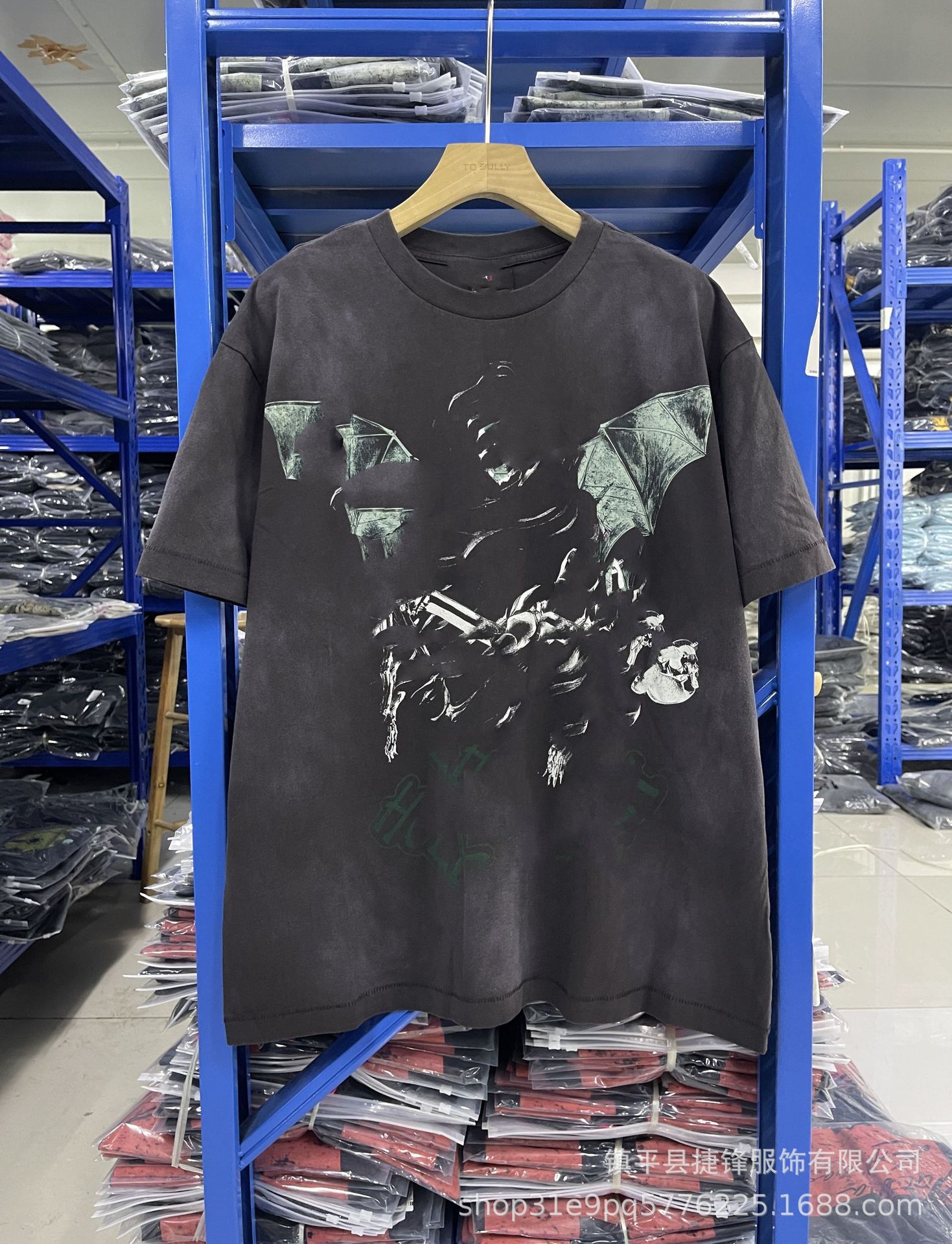 クロスボーダーの新型欧米のファッションブランドのレトロな水洗いは古い落書きをします。