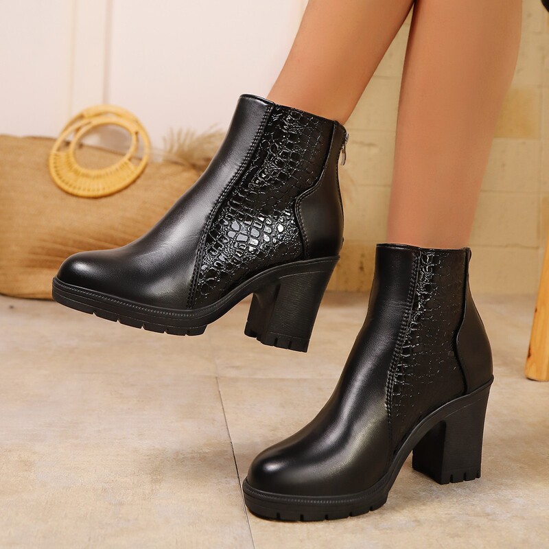 High-Heeled Boots for Women 2025 Autumn and Winter New European and American British Style Waterproof Platform Thick Heel Thick Sole Large Size Short Boots for Women High-Heeled Boots for Women 2025 Autumn and Winter New European and American British Style Waterproof Platform Thick Heel Thick Sole Large Size Short Boots for Women