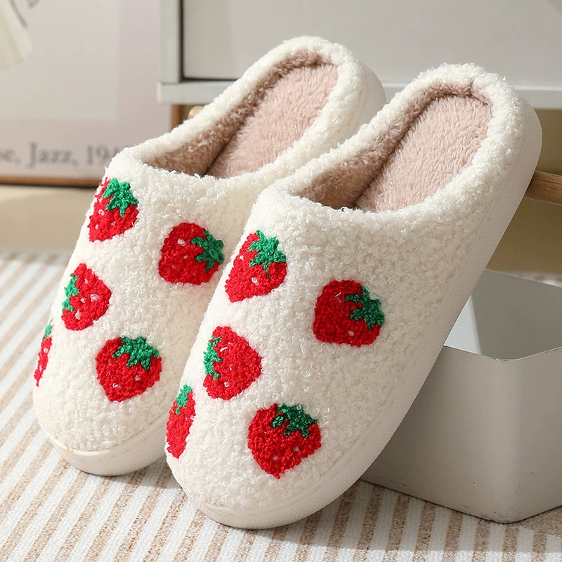 Plush indoor slippers, cartoon strawberry style, unisex, sizes 36–45, warm cozy pair