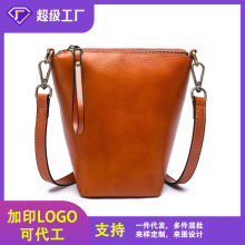 跨境真皮包包女2025新款复古手工头层牛皮女单肩包手提斜挎水桶包