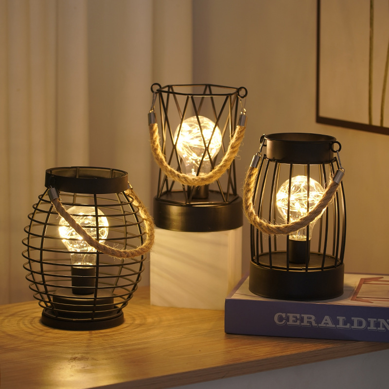 Nuevas linternas nocturnas transfronterizas del corazón de la niña llevaron lámparas nocturnas de hierro forjado copa de vino botella de vino regalo lámpara decorativa