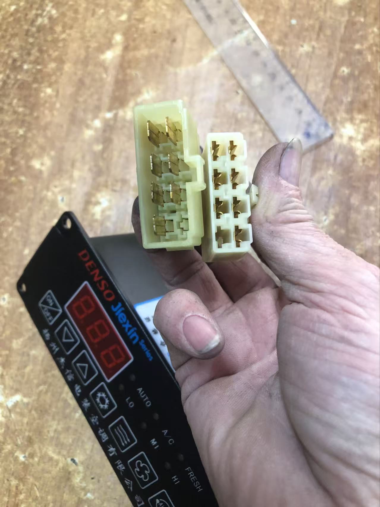 JXCP-012-B21C3 Bus Air Conditioning Panel Controller
