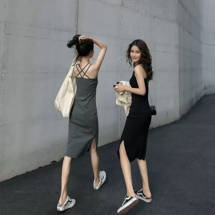 长款吊带连衣裙外穿夏季2025年新款女开叉气质显瘦内搭打底裙纯欲