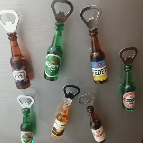 Creative beer opener fridge magnet bottle-shaped 3D stereoscopic home bottle opener fridge sticker
