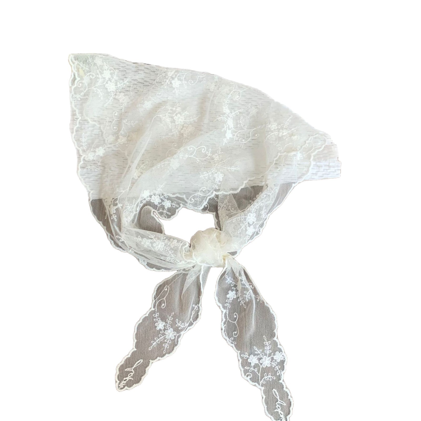 Bufanda triangular de encaje Nuevo estilo Bufanda de cuello Bufanda de seda Bufanda de seda Sensación de alta calidad Bufanda de estilo pastoral femenino Cinturón para el cabello Tragando serpentinas para el cabello