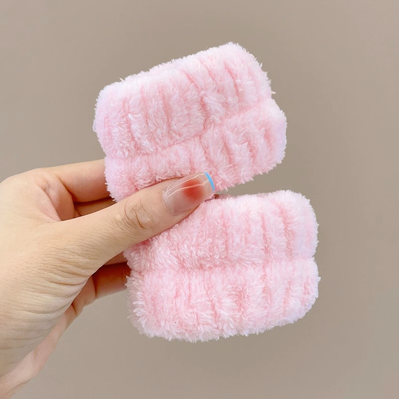 Otoño e invierno cara lavado muñeca correa brazalete a prueba de humedad sudor-absorbente sudor-limpieza lavado a prueba de salpicaduras artefacto de agua lindo protector de muñeca de felpa para las mujeres