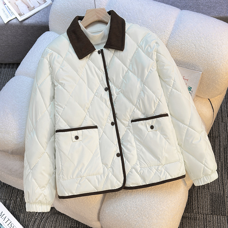 2025 invierno nuevo vestido de algodón de cuadrillas de diamante corto suelto de algodón extranjero universal con solapa coreana chaqueta de mujer sin lavado image 3