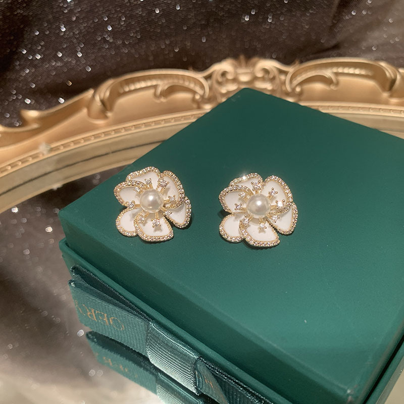 Bow Knot Pattern Fashion White Flower Copper Zircon Stud Earrings