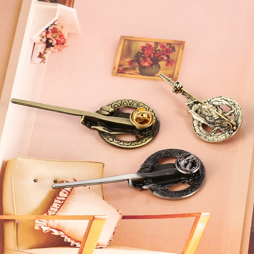 Cross-border hot sale A Song of Ice and Fire Hand of the King brooch Game of Thrones peripheral metal badges wholesale
