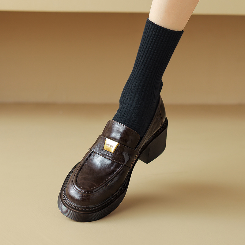 British style thick-soled leather shoes for women 2024 Spring and Autumn New genuine leather high heel loafers retro gold buckle chunky heel shoes British style thick-soled leather shoes for women 2024 Spring and Autumn New genuine leather high heel loafers retro gold buckle chunky heel shoes