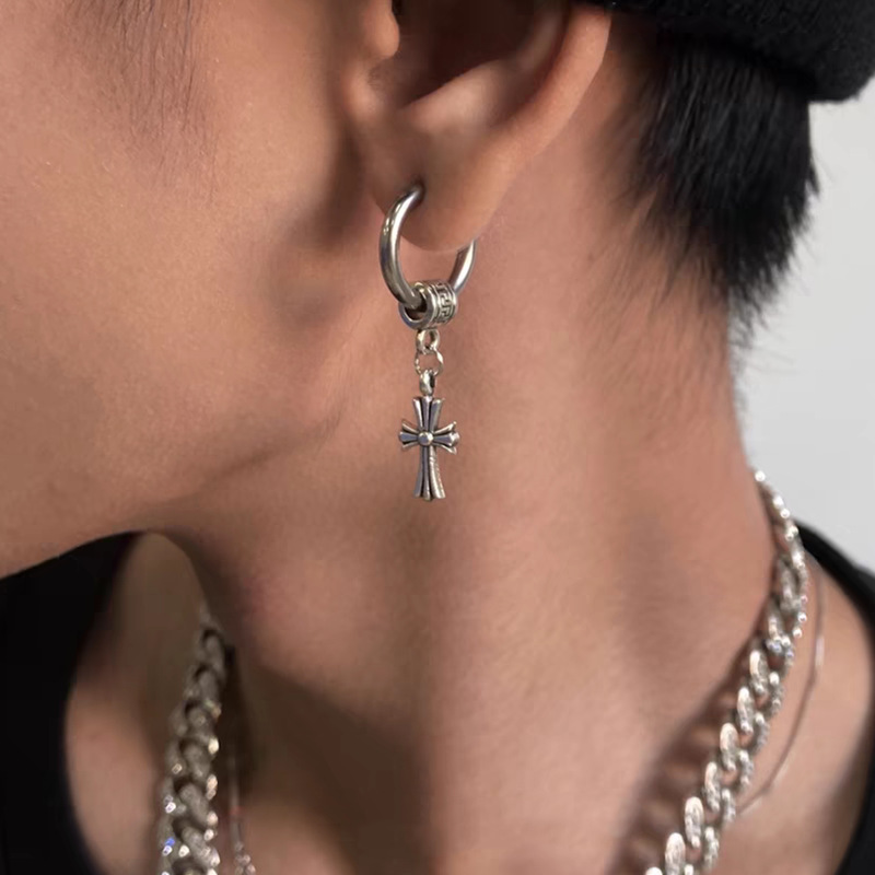 Titanium Steel Cross Earrings Handsome Ins Men's Distinctive Earrings Stainless Steel Ear Clip European and American Cold Style All-Match Temperament