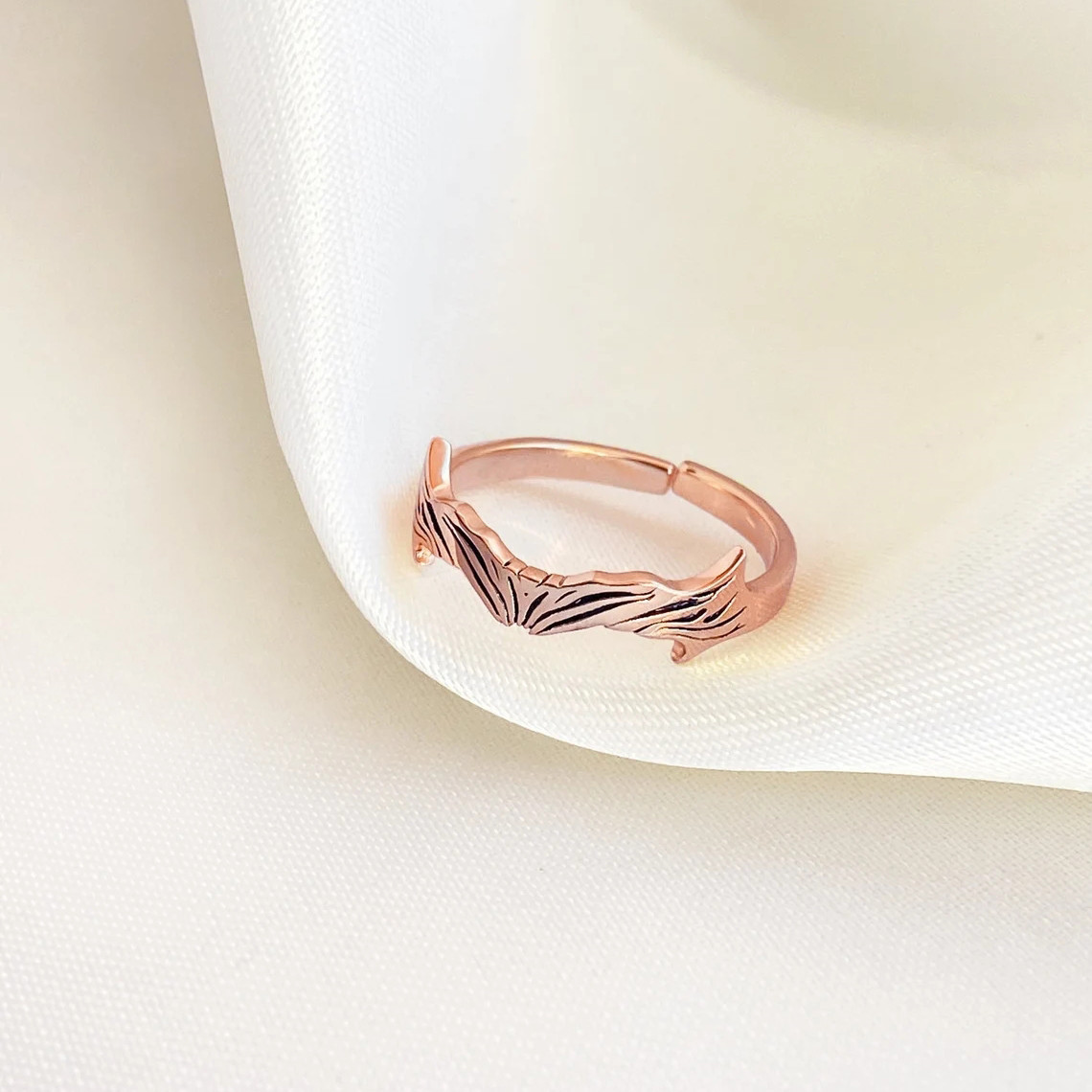 Fashion Solid Color Alloy Plating Unisex Rings 1 Piece