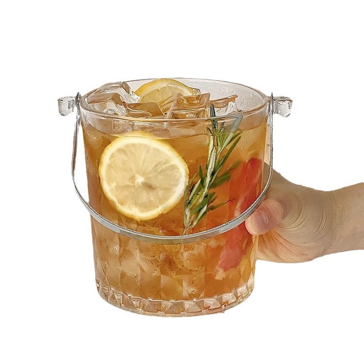Creativo tallado de vidrio portátil barril de hielo barril de bebidas clip de hielo grueso de gran capacidad en recipiente de barril de té de frutas transparentes