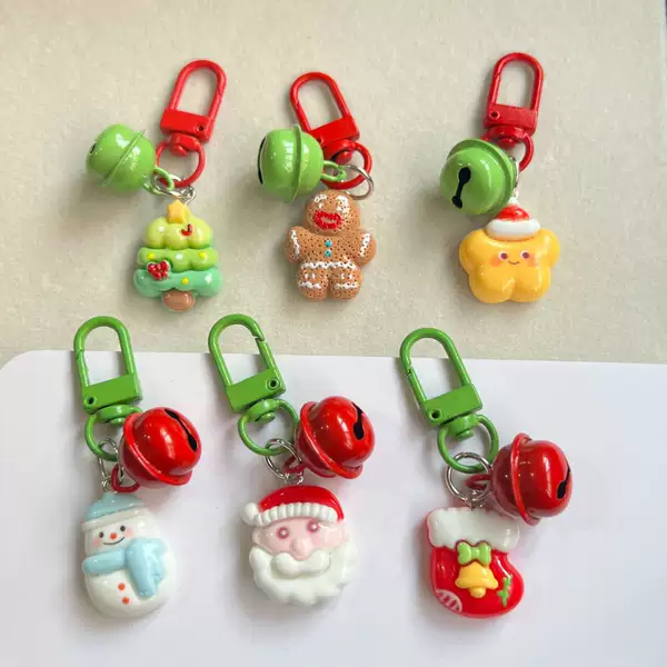 Doorbell I33 Bell Christmas Keychain Small Gift Cute Christmas Pendant Couple's Best Friend Gift Accessories Hanging Ornaments
