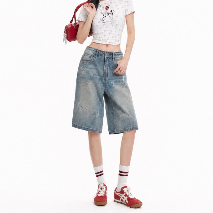American retro style splatter-washed blue denim mid-length pants for women, 2026 summer new fashion versatile five-point pants, trendy and in stock American retro style splatter-washed blue denim mid-length pants for women, 2026 summer new fashion versatile five-point pants, trendy and in stock
