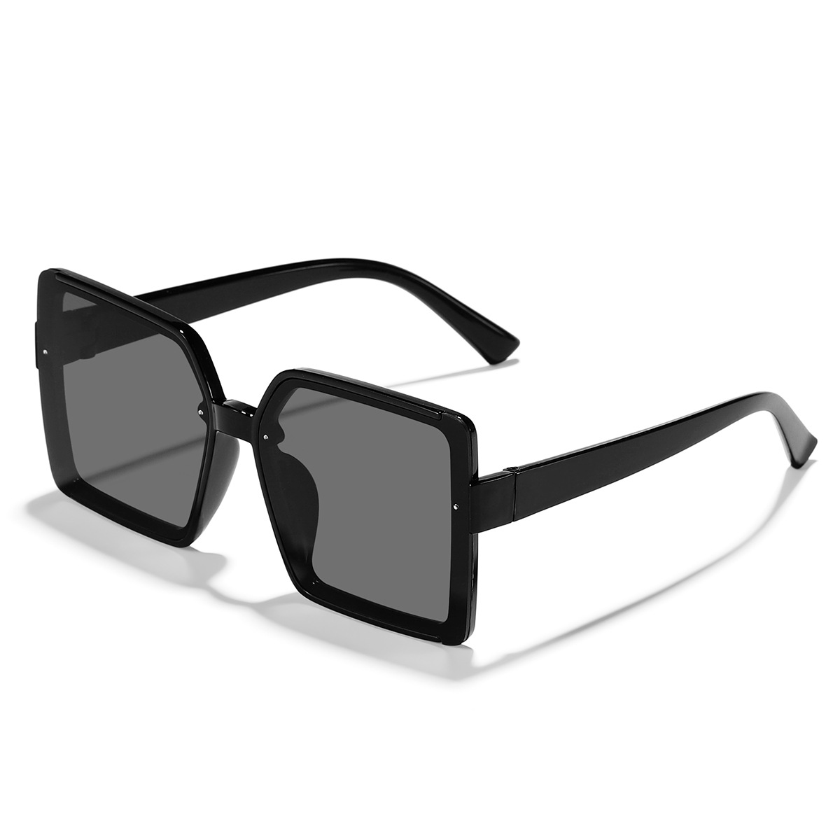 Transfronteriza nueva versión coreana de generoso marco cara pequeñas gafas de sol PC lente moda desgaste esencial gafas de sol