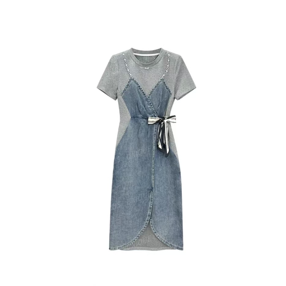 Vintage Contrast Color Denim Patchwork Round Neck Dress for Women with Tie Waist Slimming Elegant Slit Long Dress