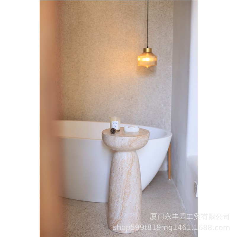 部屋のソファーの高い足の辺のいくつかの高いタイプの民宿の客間は大理石のお茶のいくつかの設計の芸術の角のいくつかをまねます。|undefined