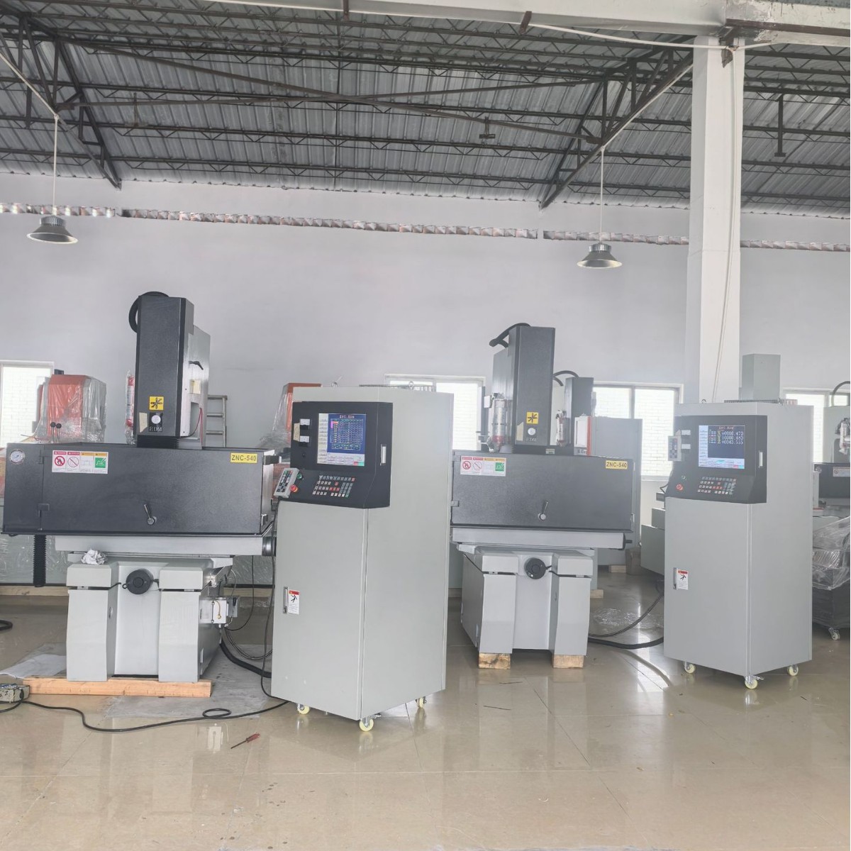 𻨻ֱZNC540EDM͵𻨻