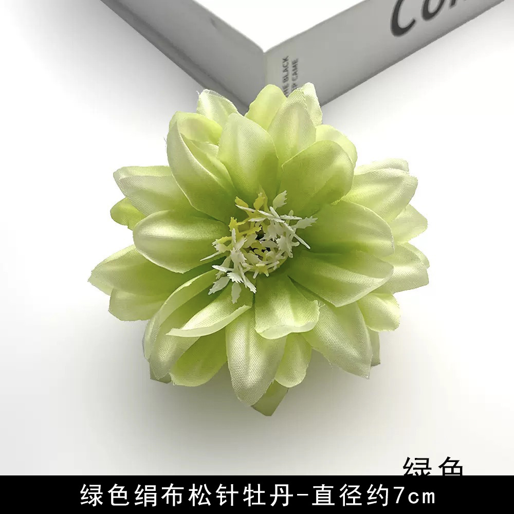 Simulación verde flor al por mayor flor falsa hecha a mano material pinza de flores accesorios de tocado de flor pequeña decoración del salón de bodas