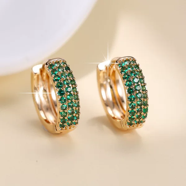 French-style vintage exquisite zirconia-studded hoop earrings, popular for commuting and dating, versatile and sophisticated, niche light-luxury earrings