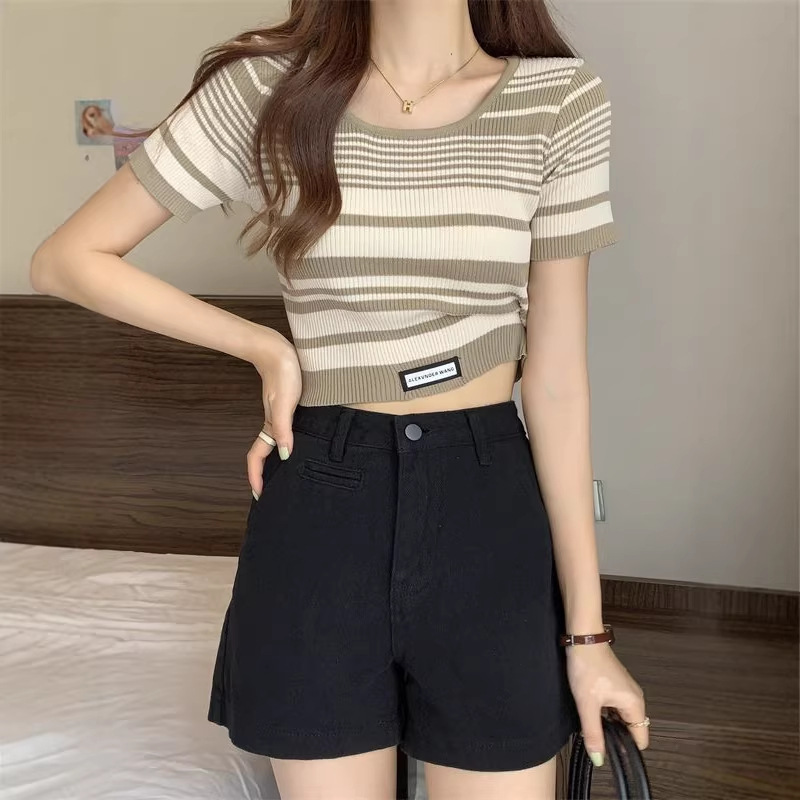 Striped short-sleeved T-shirt women's thin summer design sense niche sweater slim fit hot girl short pure Top Fashion
