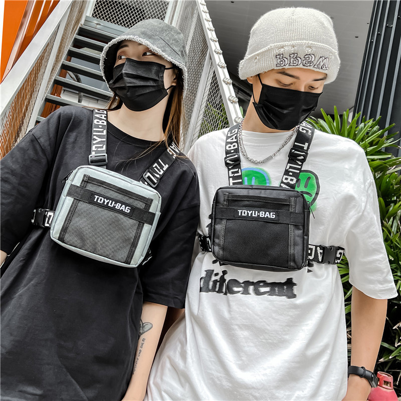 批發胸前包男女2022新款ins時尚潮流兒童胸包牛津布工裝街舞背包