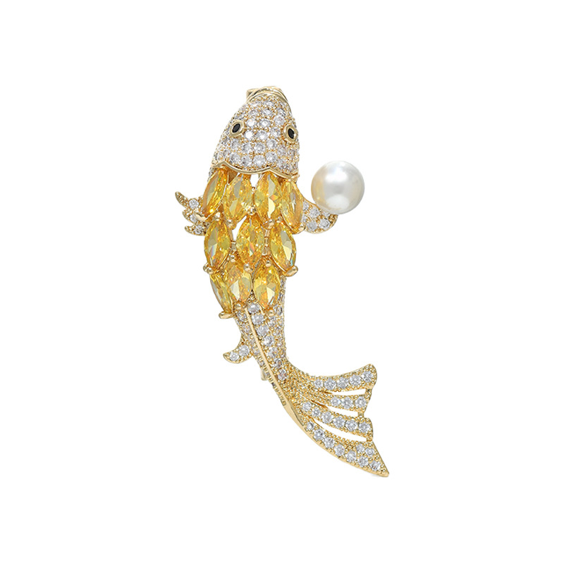 Buena suerte para la versión coreana de alta calidad oro diamante perla koi broche temperamento flor de pecho no se desvanece broche de traje al por mayor image 6