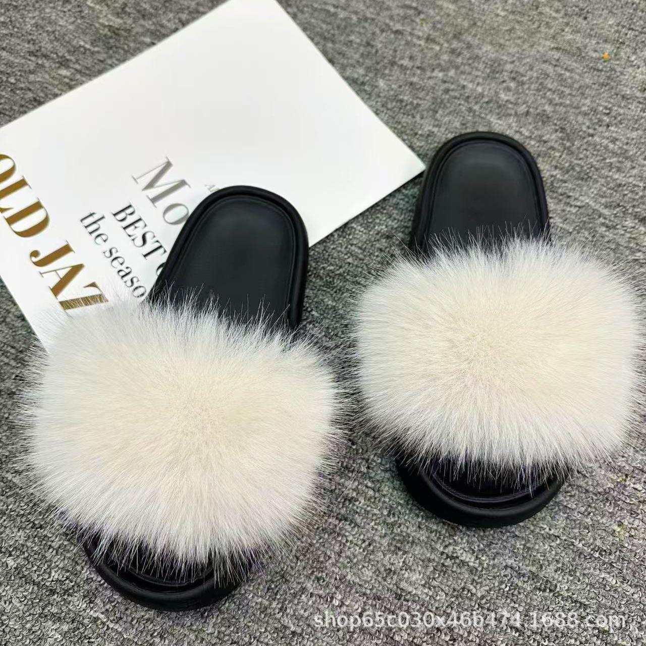 Yiwu zapatillas de lana transfronterizas al aire libre para mujeres con el mismo estilo de moda zapatillas de lana de zorro de gran tamaño para mujeres frías en la tendencia